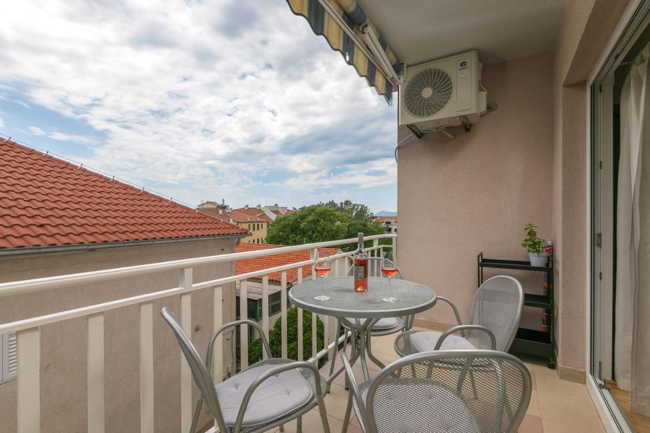 Apartman Mar18 Макарска Екстериор снимка