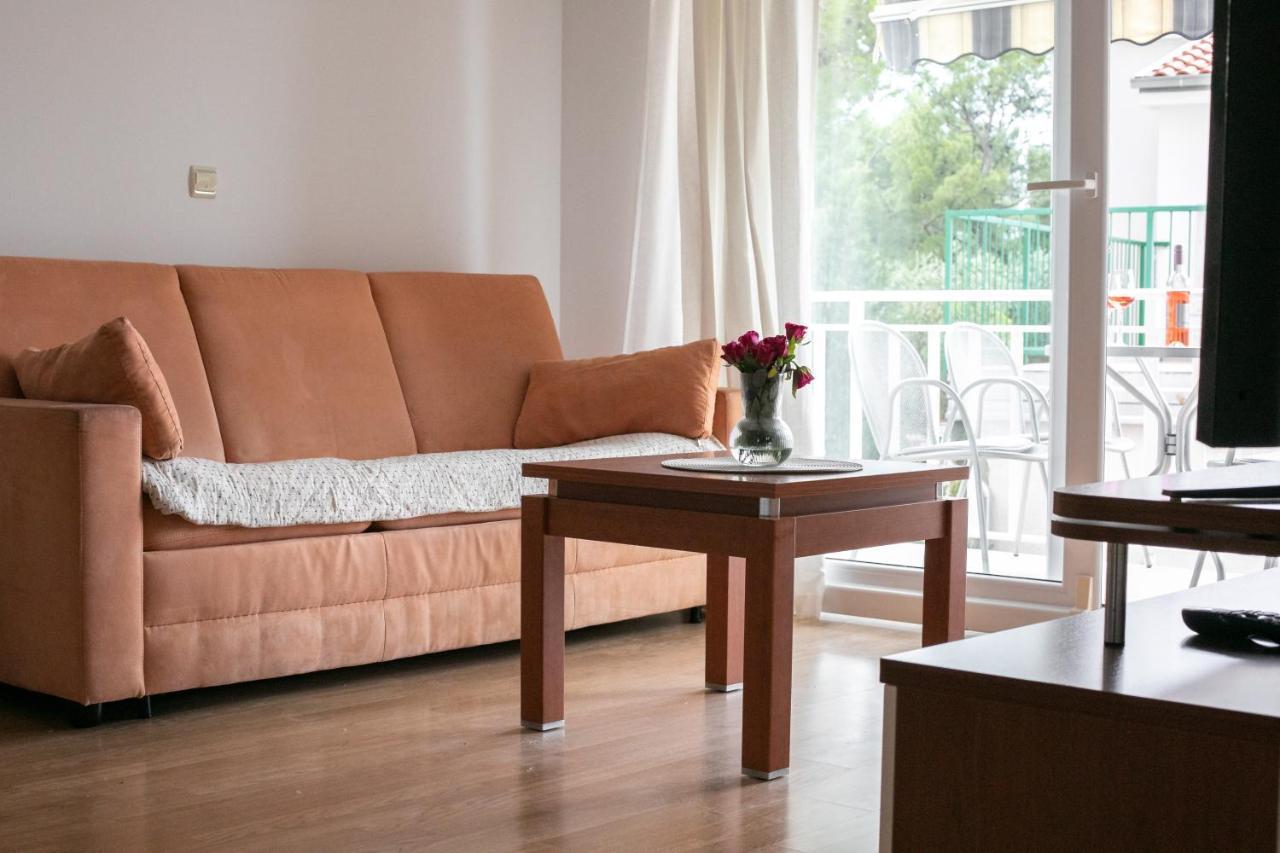 Apartman Mar18 Макарска Екстериор снимка